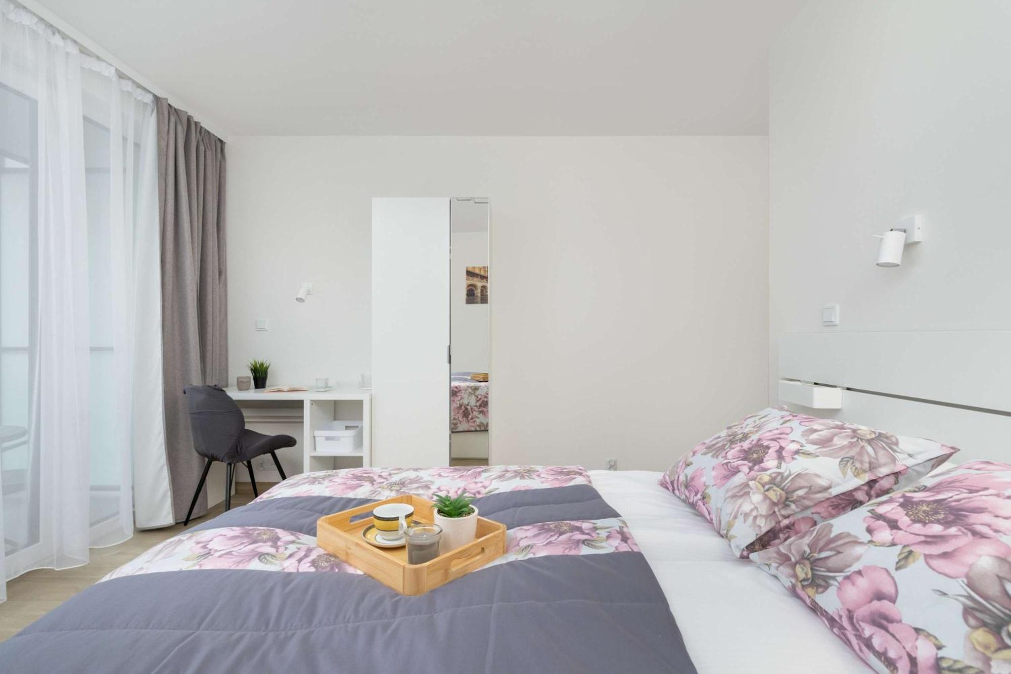 Cozy Apartments Laszkiewicza With Parking By Noclegi Renters Краков Экстерьер фото